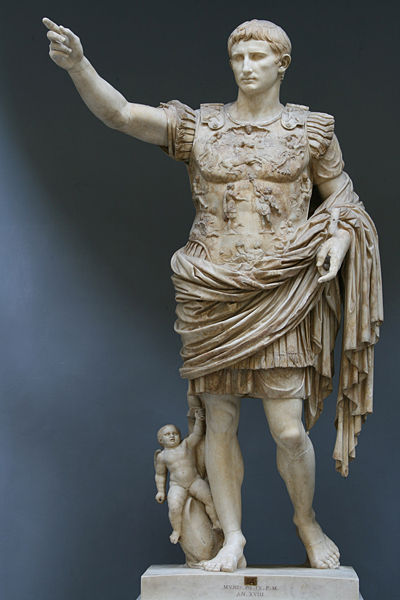zeitgenössische Marmorstatue des Augustus aus dem Palast seiner 3.Gemahlin Livia, heute in den vatikanischen Sammlungen