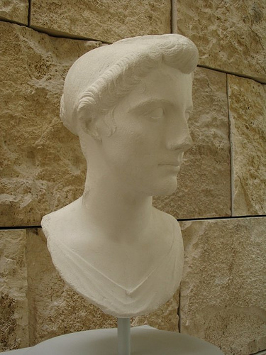 Portraitkopf der Octavia an der Ara Pacis in Rom