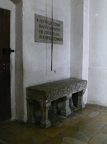 Grabmal Arnulfs in St.Emeram, Regensburg