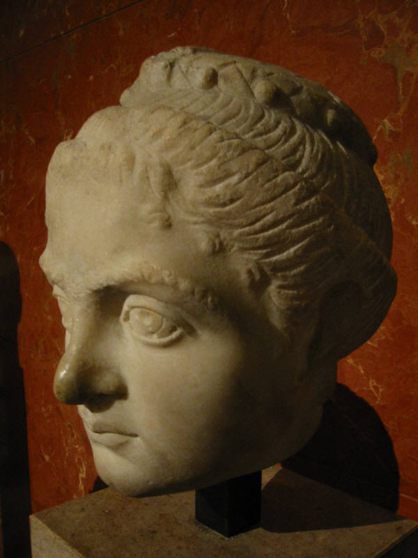 Marmorkopf der Fausta im Louvre, 4.Jhdt.